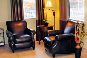 Whispering Hills Inn