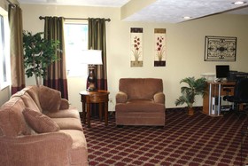 Whispering Hills Inn