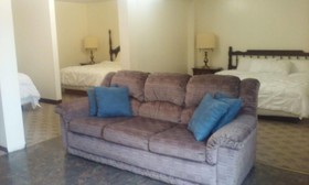 Colonial Mountain Inn