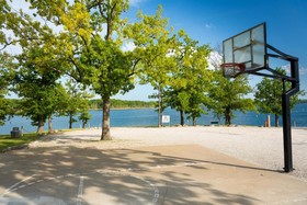 Escapes! to Branson Yacht Club