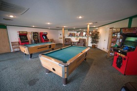 Escapes! to Branson Yacht Club