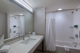 Courtyard by Marriott St. Louis Brentwood