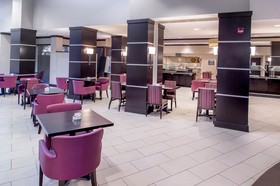 Embassy Suites St. Louis Airport