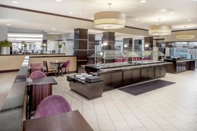 Embassy Suites St. Louis Airport