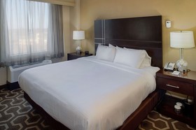 Embassy Suites St. Louis Airport