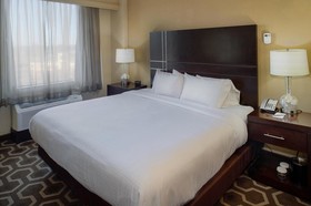 Embassy Suites St. Louis Airport