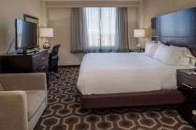 Embassy Suites St. Louis Airport