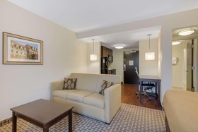 Mainstay Suites Saint Louis Airport