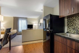 Mainstay Suites Saint Louis Airport