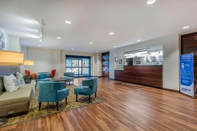 Mainstay Suites Saint Louis Airport