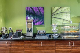 Mainstay Suites Saint Louis Airport