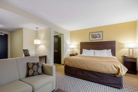 Mainstay Suites Saint Louis Airport