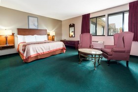 Baymont by Wyndham Bridgeton St Louis