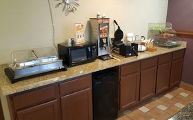 Red Roof Inn Cameron