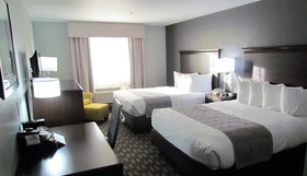 Oak Hill Inn & Suites