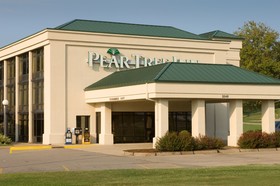 Pear Tree Inn Cape Girardeau