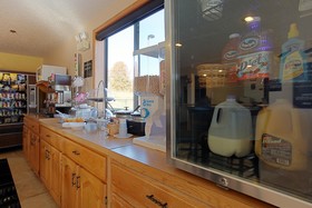 Cassville Four Seasons Inn & Suites