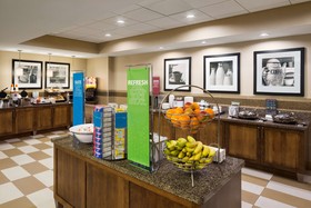 Hampton Inn & Suites Clayton/St Louis-Galleria Area