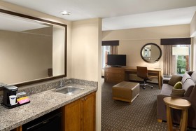 Hampton Inn & Suites Clayton/St Louis-Galleria Area