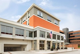 Hampton Inn & Suites Clayton/St Louis-Galleria Area