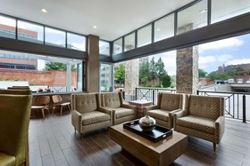 Hampton Inn & Suites Clayton/St Louis-Galleria Area