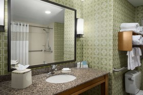 Hampton Inn & Suites Clayton/St Louis-Galleria Area
