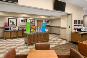 Hampton Inn & Suites Clayton/St Louis-Galleria Area