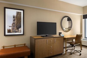 Hampton Inn & Suites Clayton/St Louis-Galleria Area