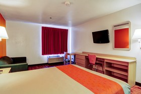 Motel 6 Columbia - East