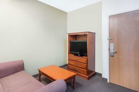 Ramada by Wyndham Columbia