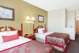 Ramada by Wyndham Columbia