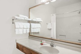 Ramada by Wyndham Columbia