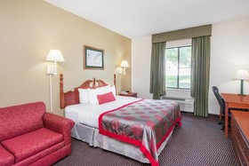 Ramada by Wyndham Columbia