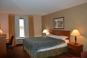 Days Inn & Suites by Wyndham Cuba