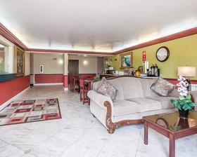 Econo Lodge Dexter