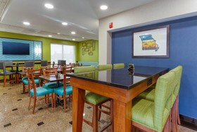 Heritage Inn & Suites St. Louis/Fenton, Trademark by Wyndham