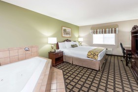 Baymont by Wyndham Fulton