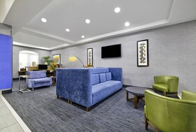 Holiday Inn Express Hotel & Suites Kansas City - Grandview