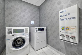 Holiday Inn Express Hotel & Suites Kansas City - Grandview