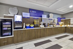 Holiday Inn Express Hotel & Suites Kansas City - Grandview