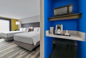 Holiday Inn Express Hotel & Suites Kansas City - Grandview