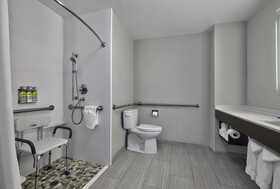Holiday Inn Express Hotel & Suites Kansas City - Grandview