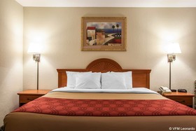 Economy Inn & Suites