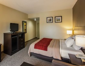 Quality Inn Hayti North