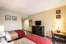 Quality Inn Hayti North