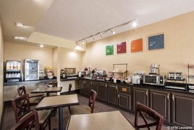 Quality Inn Hayti North