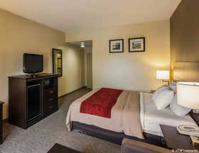 Quality Inn Hayti North