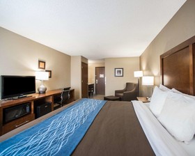 Comfort Inn & Suites St. Louis-Hazelwood