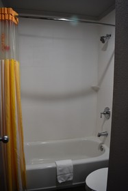 La Quinta Inn by Wyndham St. Louis Hazelwood - Airport North
