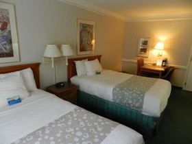 Motel 6 Hazelwood MO